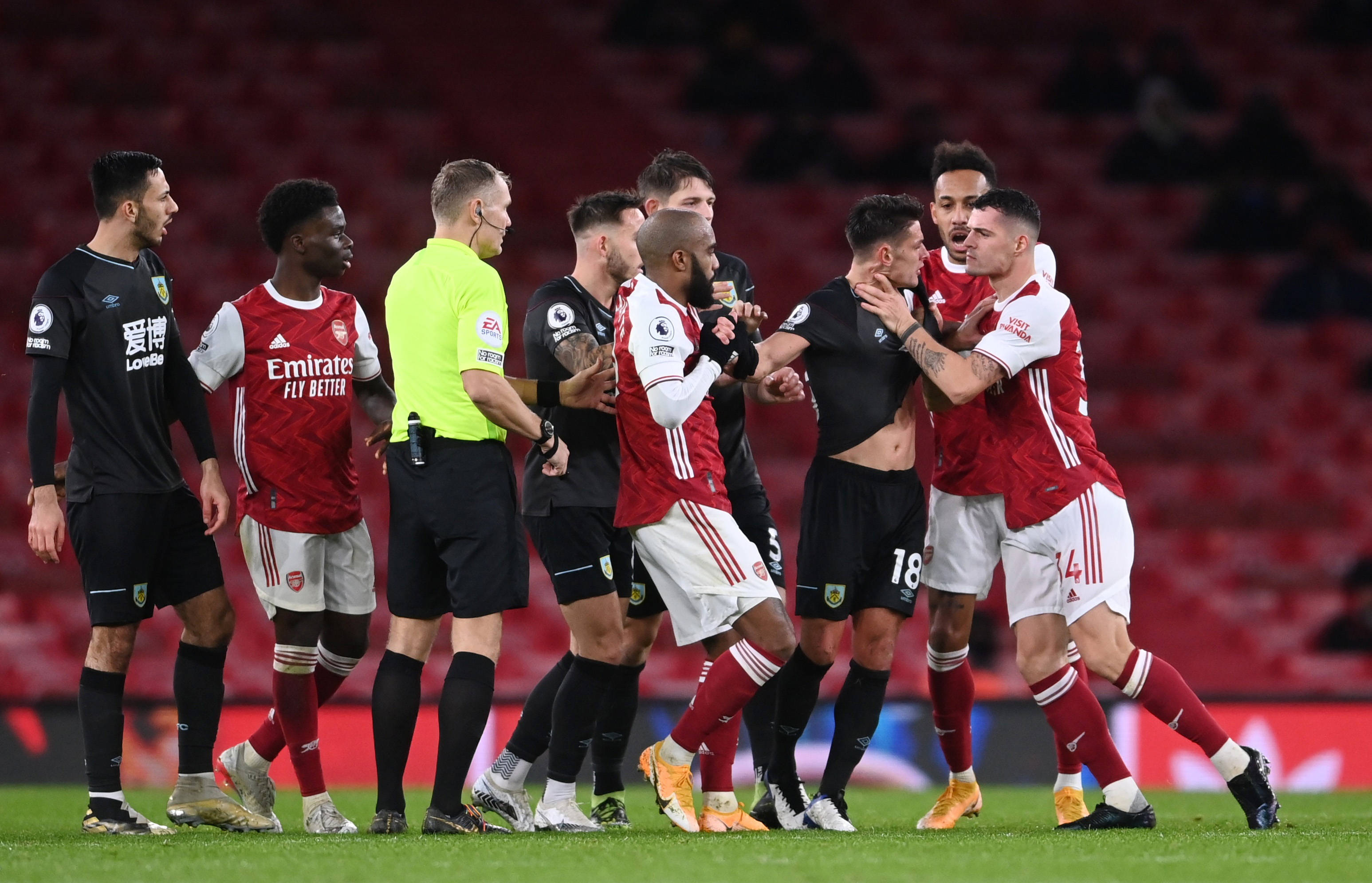 球稳稳送入 球稳稳送入